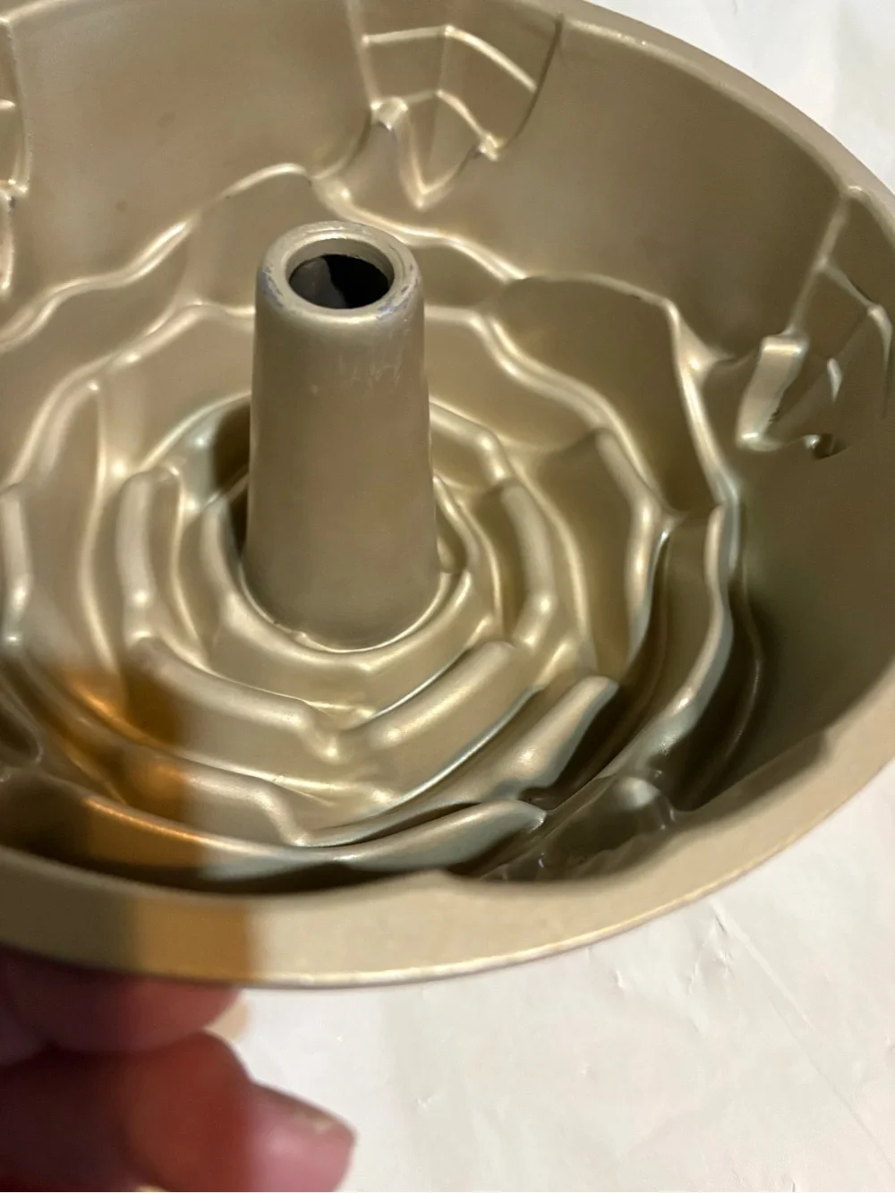 Nordic Ware Metallic Gold Rose Bundt Pan